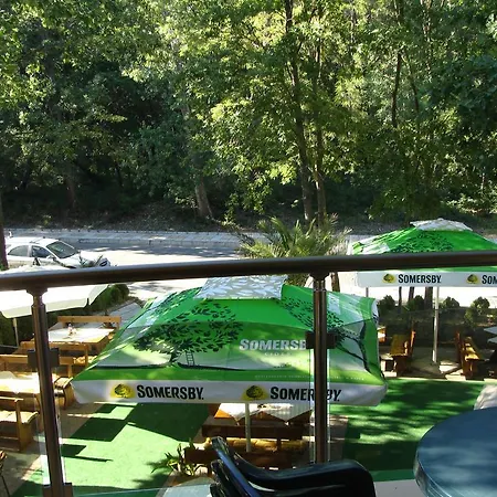 Sunny Paradise Family Hotel 3*