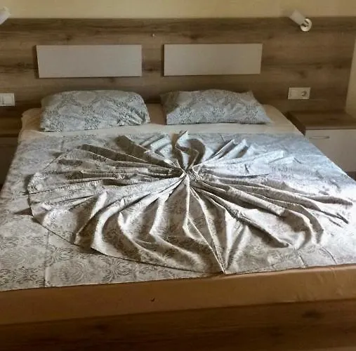 Sunny Paradise Family Hotel