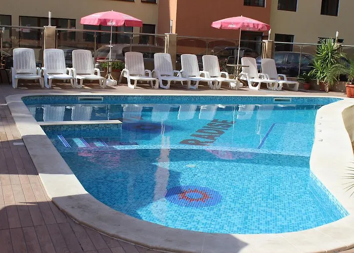 Hotel Sunny Paradise Family 3*