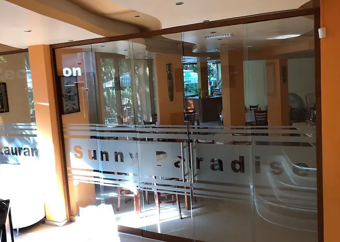 Hotel Sunny Paradise Family